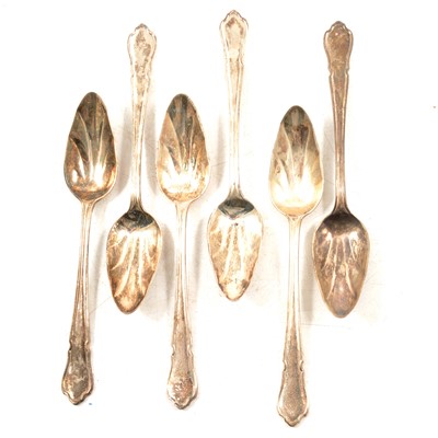 Lot 304A - Set of six silver grapefruit spoons, Mappin & Webb, Sheffield, 1960