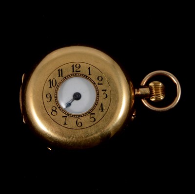 Lot 365 - A yellow metal half hunter fob watch.