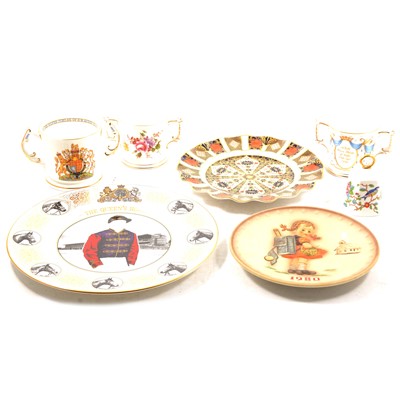 Lot 106 - Collectors plates and commemorative ceramics