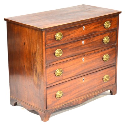 Lot 407 - George III mahogany chest of drawers