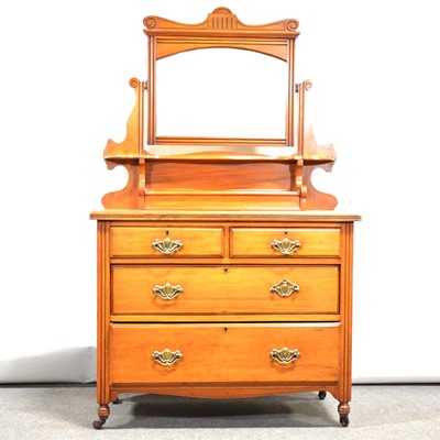 Lot 545 - Edwardian walnut dressing chest