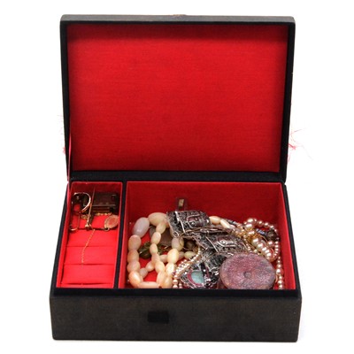 Lot 467 - A jewel box with vintage gold and costume jewellery, and a thread count magnifier.