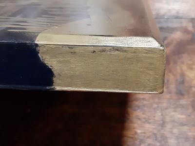 Lot 121 - Japanese lacquered ink box