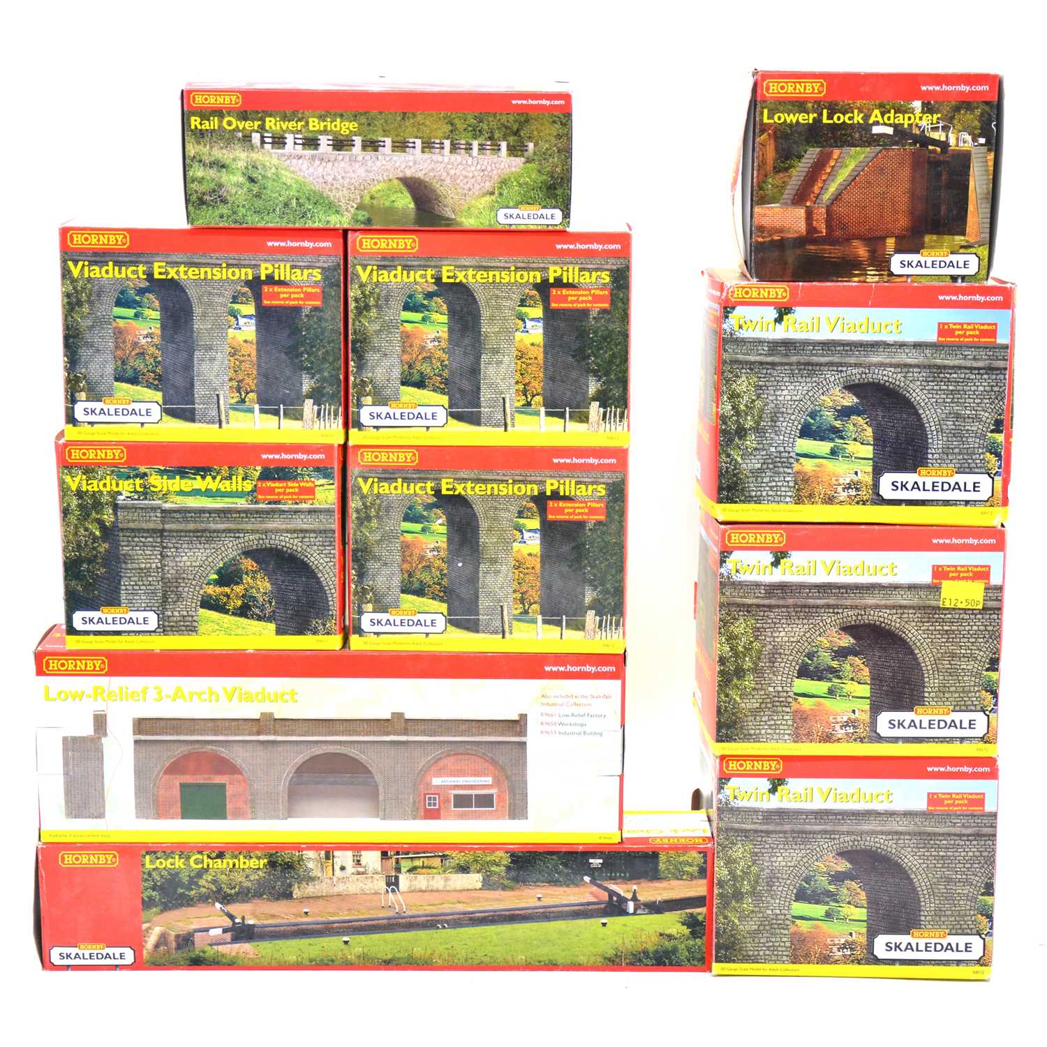 Lot 291 - Eleven Hornby OO gauge Skaledale buildings, boxed