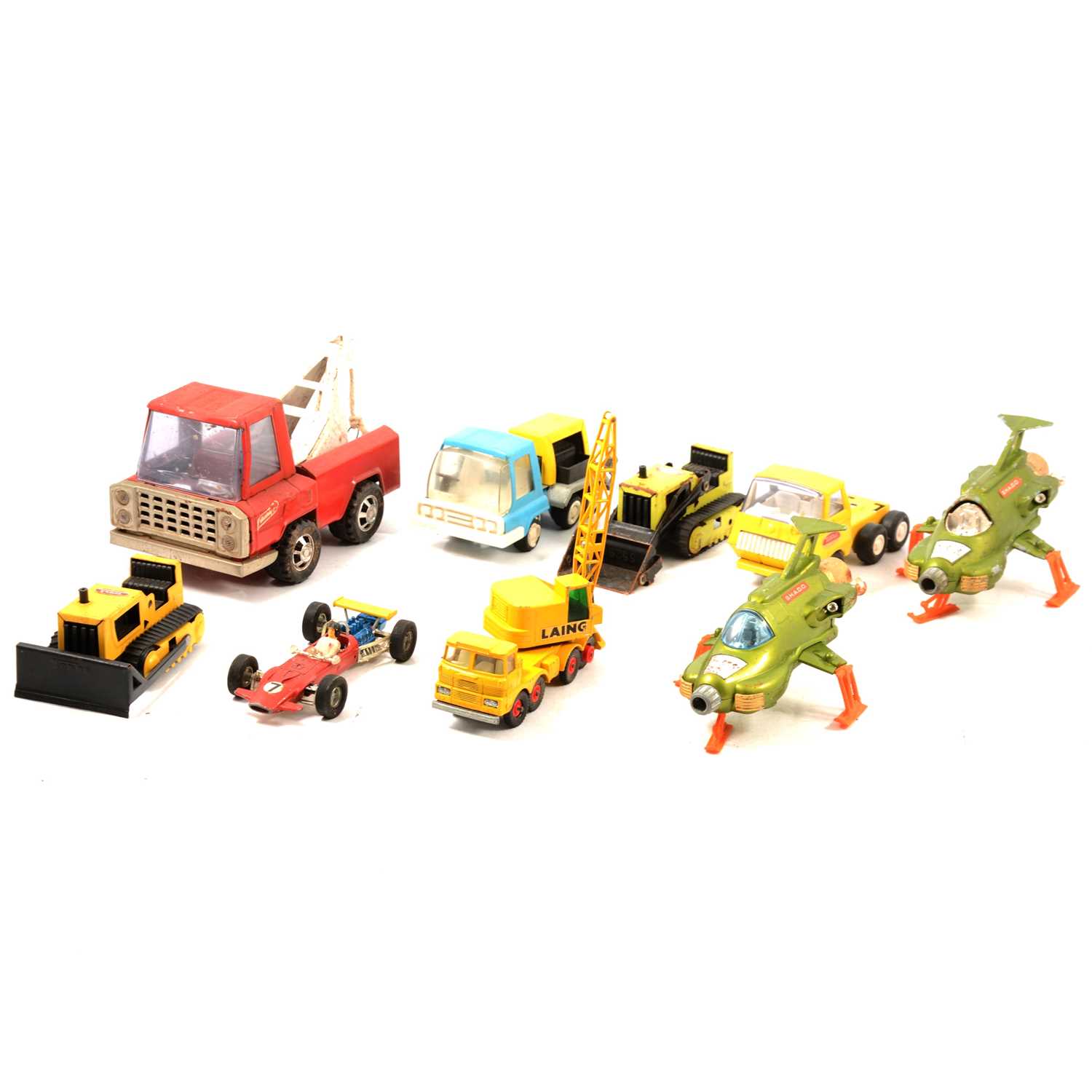 Lot 112 - Toys; thirty loose die cast models