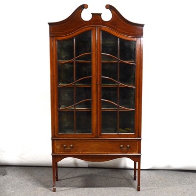 Lot 262 - Edwardian inlaid mahogany china cabinet