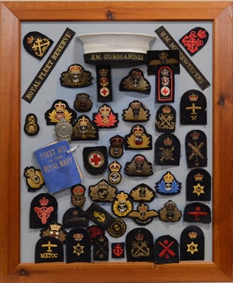 Lot 269 - Quantity of Naval bullion and cloth badges