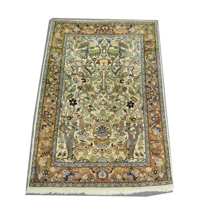 Lot 253 - Kashan rug