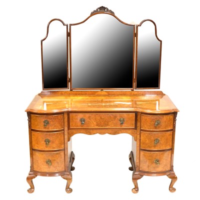 Lot 415 - Walnut small wardrobe and dressing table