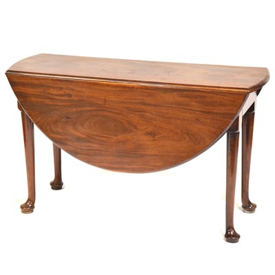 Lot 411 - Georgian mahogany drop-leaf table