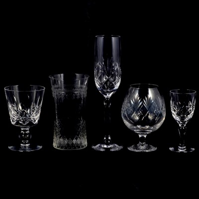 Lot 98 - Collection of table glassware