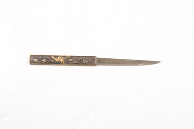 Lot 157 - Japanese short sword