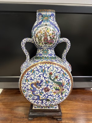 Lot 38 - Chinese cloisonne moon flask