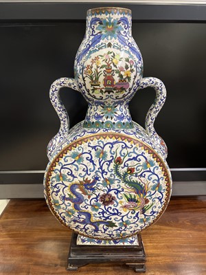 Lot 38 - Chinese cloisonne moon flask