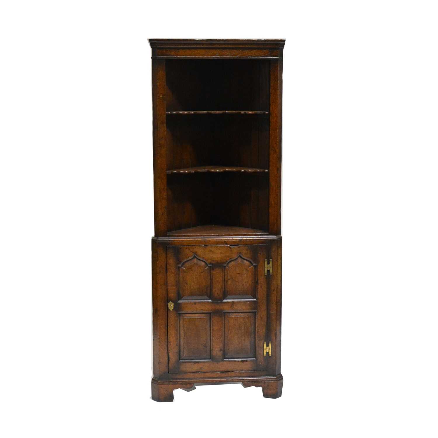 Lot 418 - Oak freestanding corner cupboard,