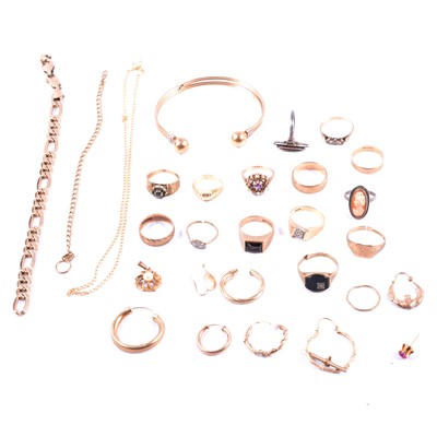 Lot 132 - A collection of gold jewellery, rings, bracelets, earrings.