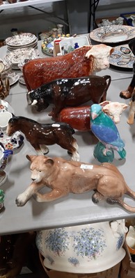 Lot 82 - Large Melba Ware bull, other bulls, and animal ceramic figures