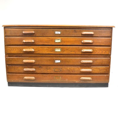 Lot 425 - Oak plan chest