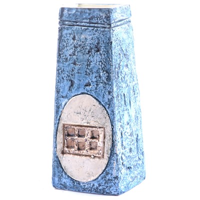 Lot 56 - Louise Jinks for Troika Pottery, a textured Coffin vase