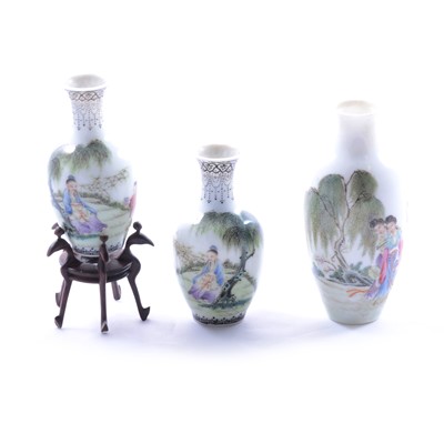Lot 85 - Three miniature Chinese porcelain vases