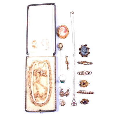 Lot 463 - A collection of Victorian and later jewellery.