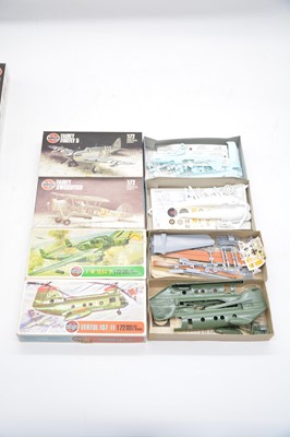 Lot 98 - Seventeen Airfix 1/72 scale kits, boxed