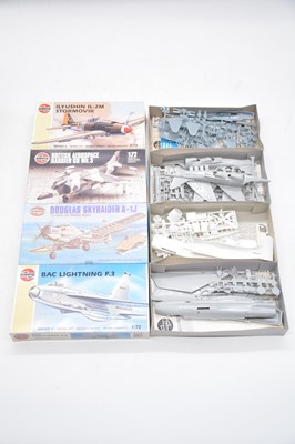 Lot 98 - Seventeen Airfix 1/72 scale kits, boxed