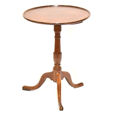 Lot 305 - Georgian oak tripod table