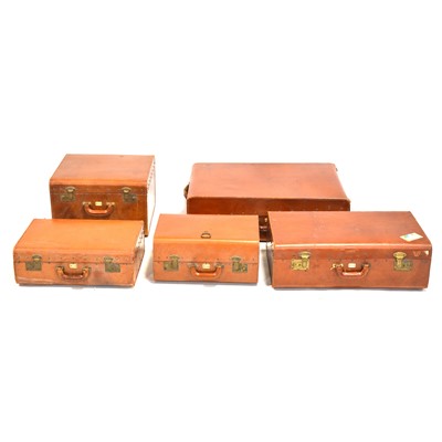 Lot 562 - Suite of vintage Garstin luggage.