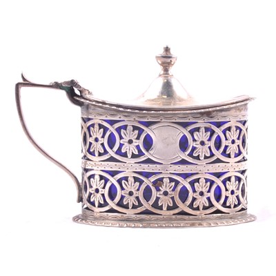 Lot 359 - Edwardian silver mustard pot, Haseler Brothers, Chester 1905.