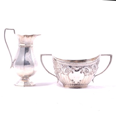 Lot 366 - Victorian silver sugar basin, Sibray, Hall & Co, London 1894, and Edwardian silver cream jug.