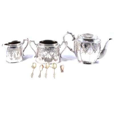 Lot 182 - Collection f Victorian and later plated ware