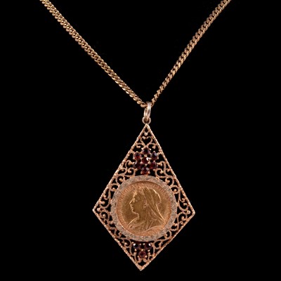 Lot 116 - A Gold Full Sovereign Coin pendant and chain.