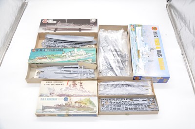 Lot 126 - Ten Airfix 1/600 scale model ships, boxed