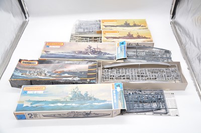 Lot 132 - Sixteen Matchbox 1/700 and 1/720 scale model ship kits, boxed