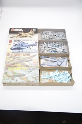 Lot 39 - Eleven Airfix 1/72 scale model aircraft kits, boxed