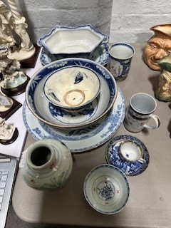 Lot 50 - Samson Armorial mug, Asian ceramics