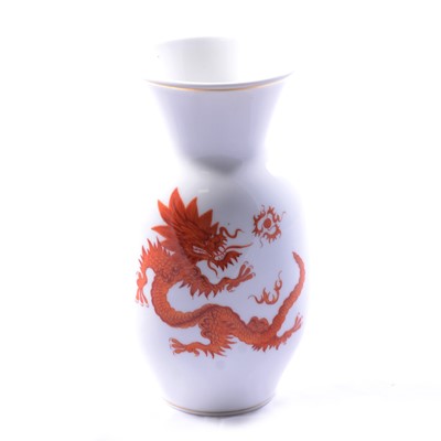 Lot 20A - Meissen vase with Dragon and Pearl