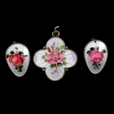 Lot 421 - David Andersen - an enamel and white metal floral pendant and earclips.