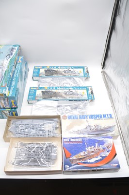 Lot 94 - Eleven model ship kits, Revell, Airfix and Mirage, boxed
