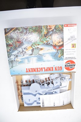 Lot 35 - Airfix series 6 WWII fort sets, boxed