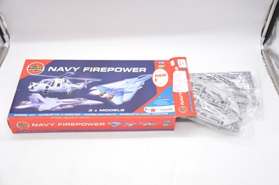 Lot 60 - Five Airfix 1/72 scale model aircraft kit sets, boxed