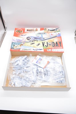 Lot 60 - Five Airfix 1/72 scale model aircraft kit sets, boxed