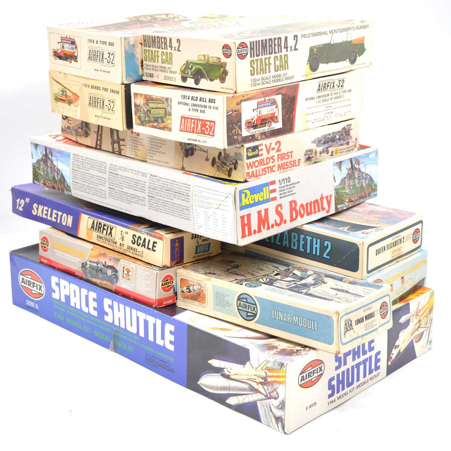 Lot 9 Twelve Revell And Airfix Scale Model Kits lot-9-twelve-revell-and-airfix-scale-model-kits