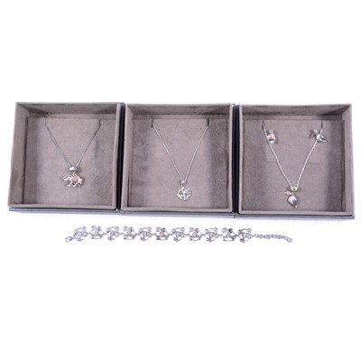 Lot 309 - A collection of Clogau jewellery, bracelet, pendants, rings, earrings.