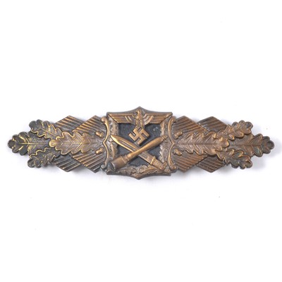 Lot 153D - German Third Reich Close Combat clasp, bronze