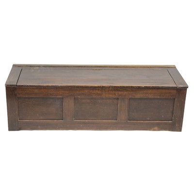 Lot 454 - Oak blanket box