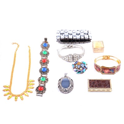 Lot 464 - A collection of costume jewellery, necklaces, bracelets, bangles, earrings, rings.