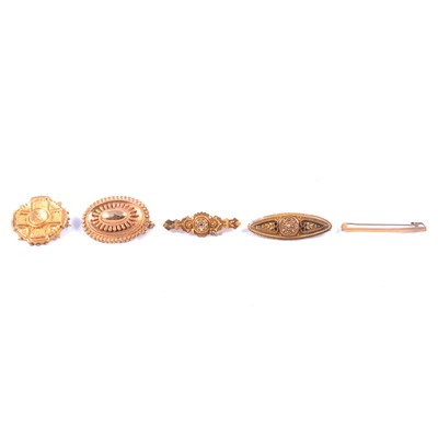 Lot 180 - Four Victorian style brooches, a bar brooch and a pair of earrings.