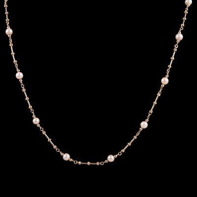 Lot 315 - A cultured pearl and 9 carat yellow gold necklace.